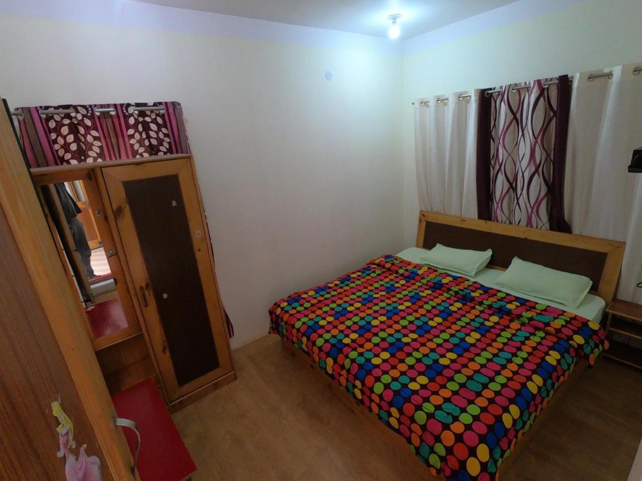 Lhachik Guest House Leh Room photo