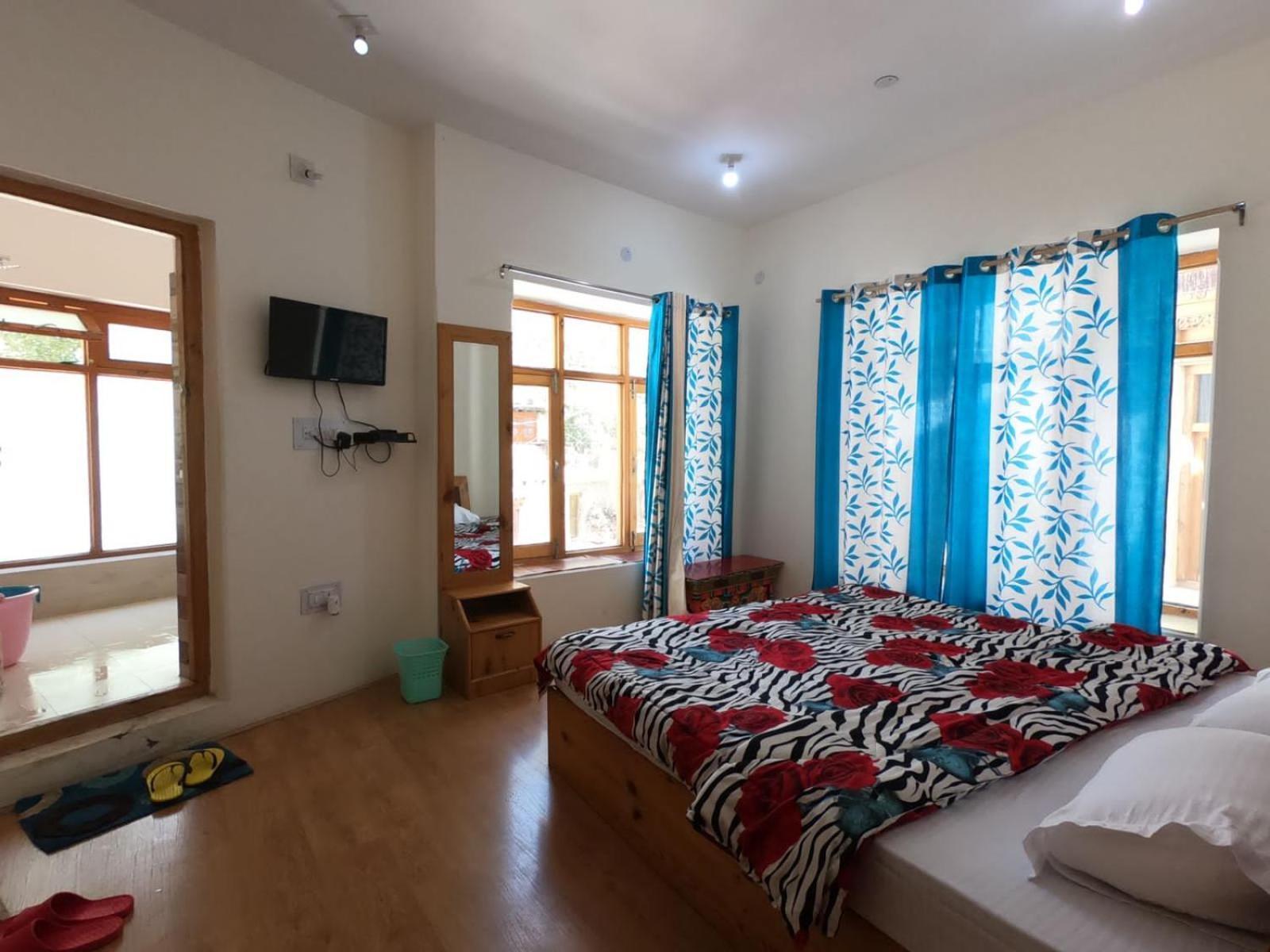 Lhachik Guest House Leh Room photo