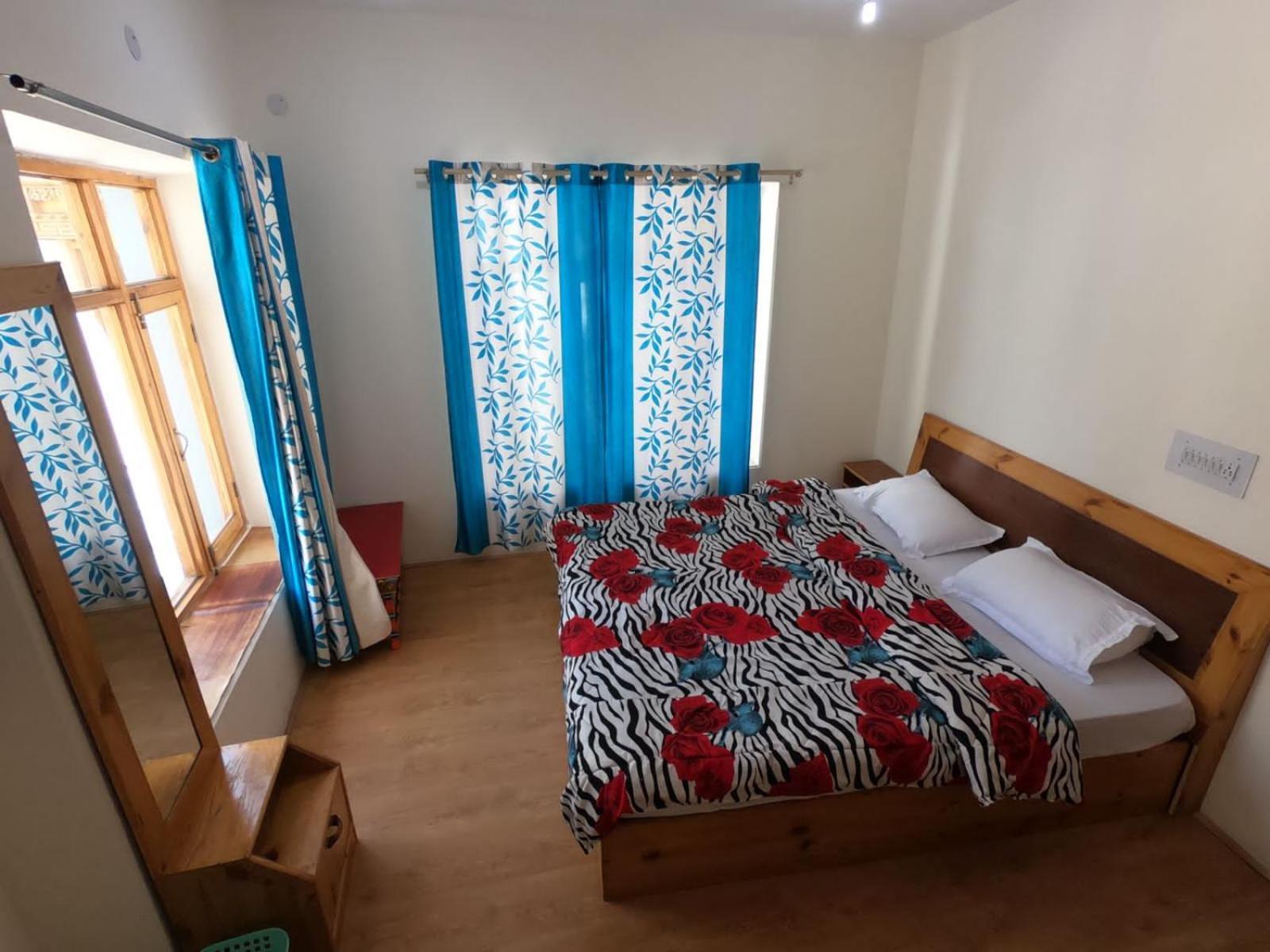 Lhachik Guest House Leh Room photo